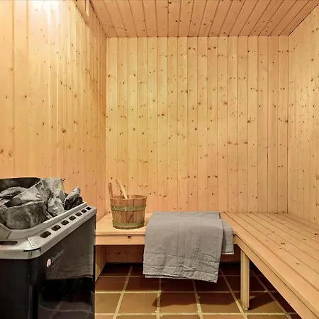 1429-aakirkeby-sohojbakken-24 *